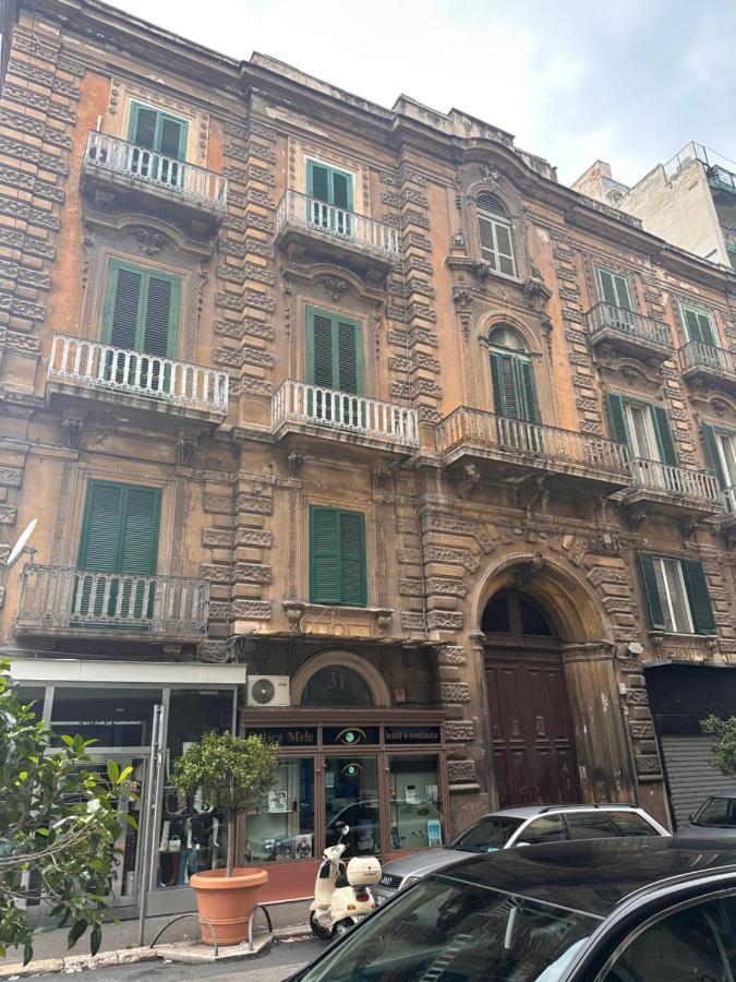 L'Antica Dimora In Centro Villa Bari Exterior photo